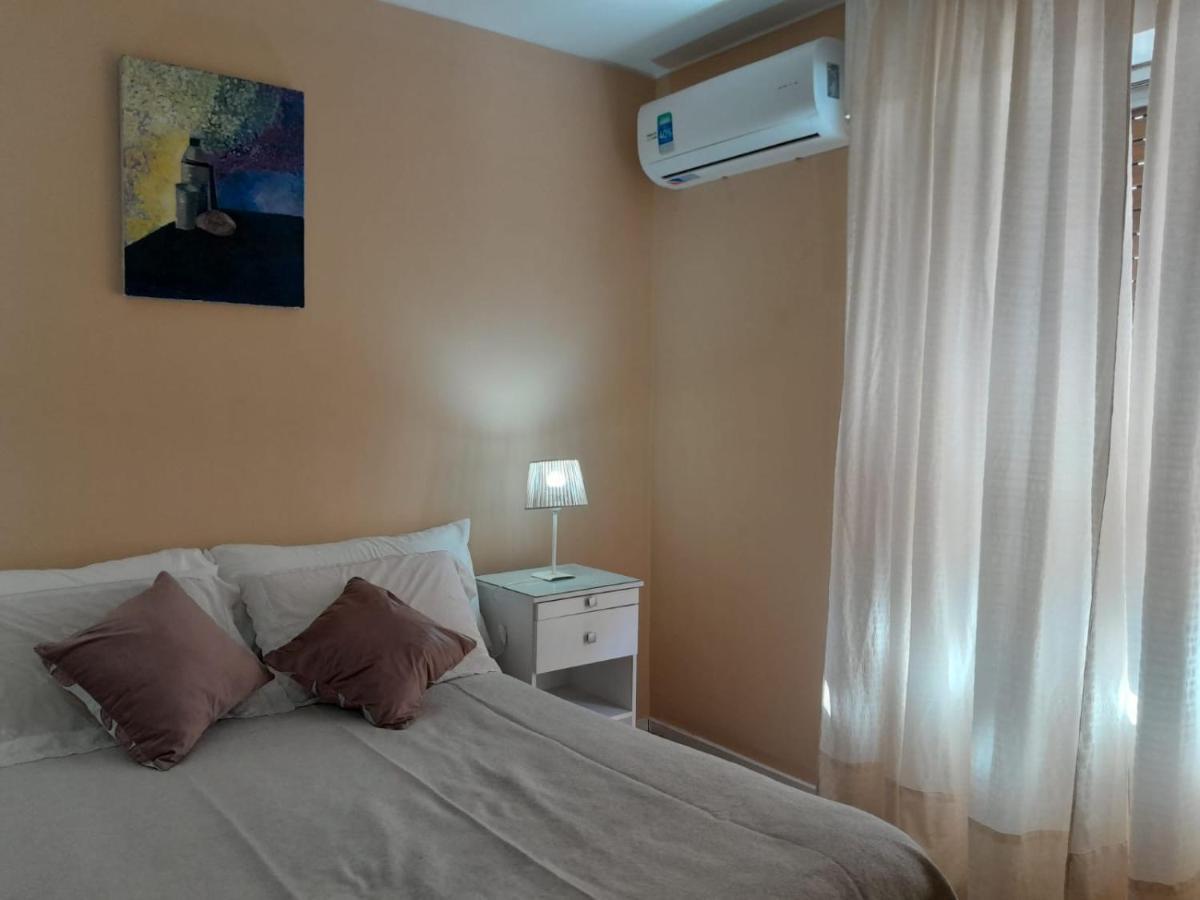 Apartamento Departamento En El Centro De Mendoza